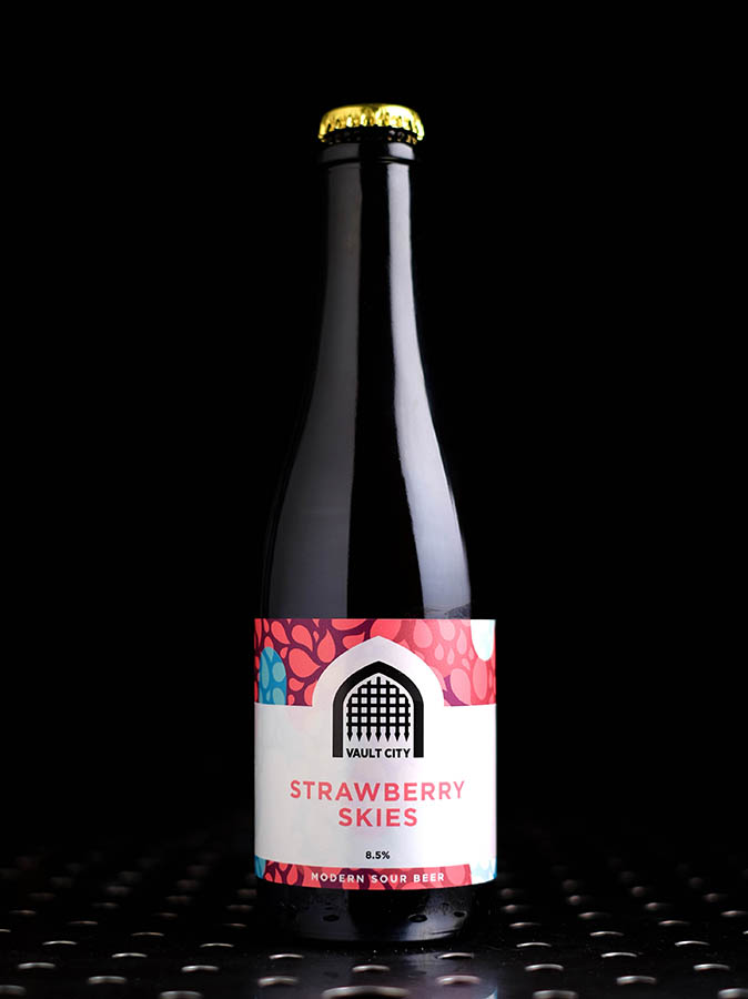 Vault City | Strawberry Skies | Sour / Fermentation Mixte | 8,5%
