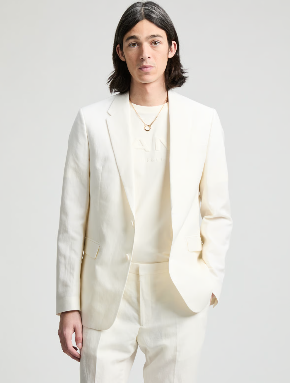 Au Printemps Paris – Costume slim en lin