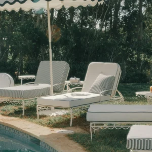 Business & Pleasure – Bain de soleil Al Fresco